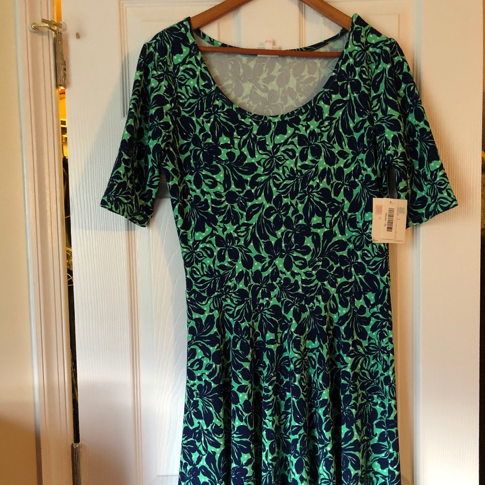 Brand New with tags Lularoe Nicole